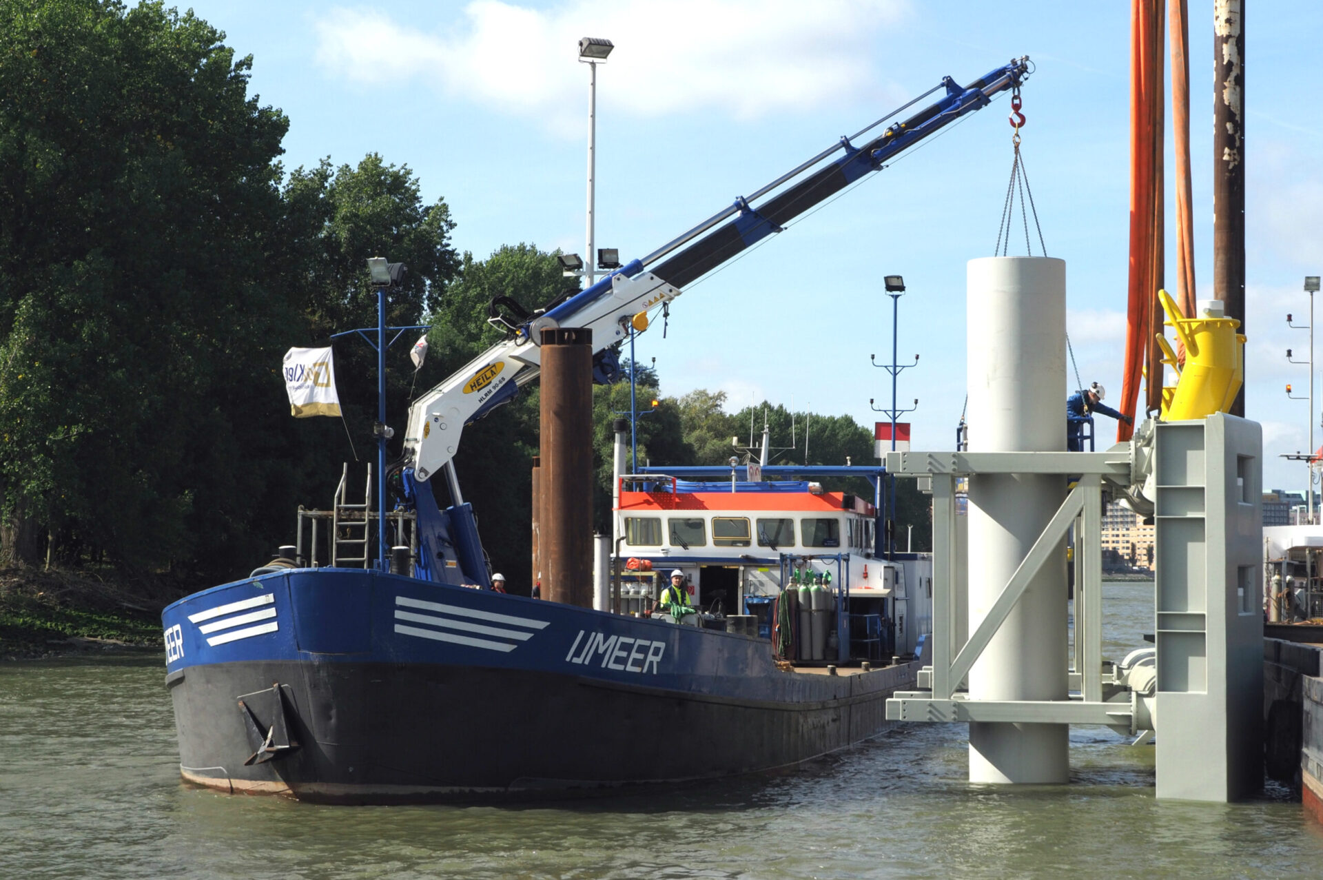 Heila Cranes / Cargotec (Italy/Finland) HLM/HLRM Series