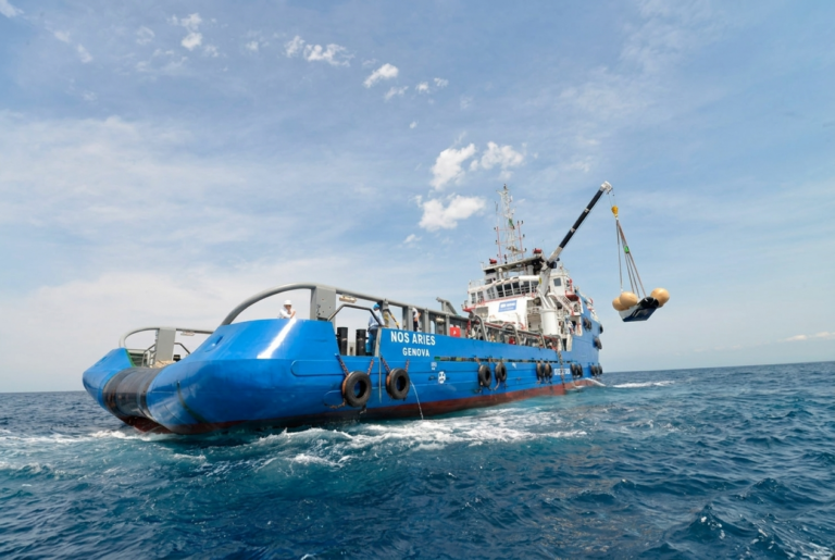 HEILA marine crane - heila gallery ixv