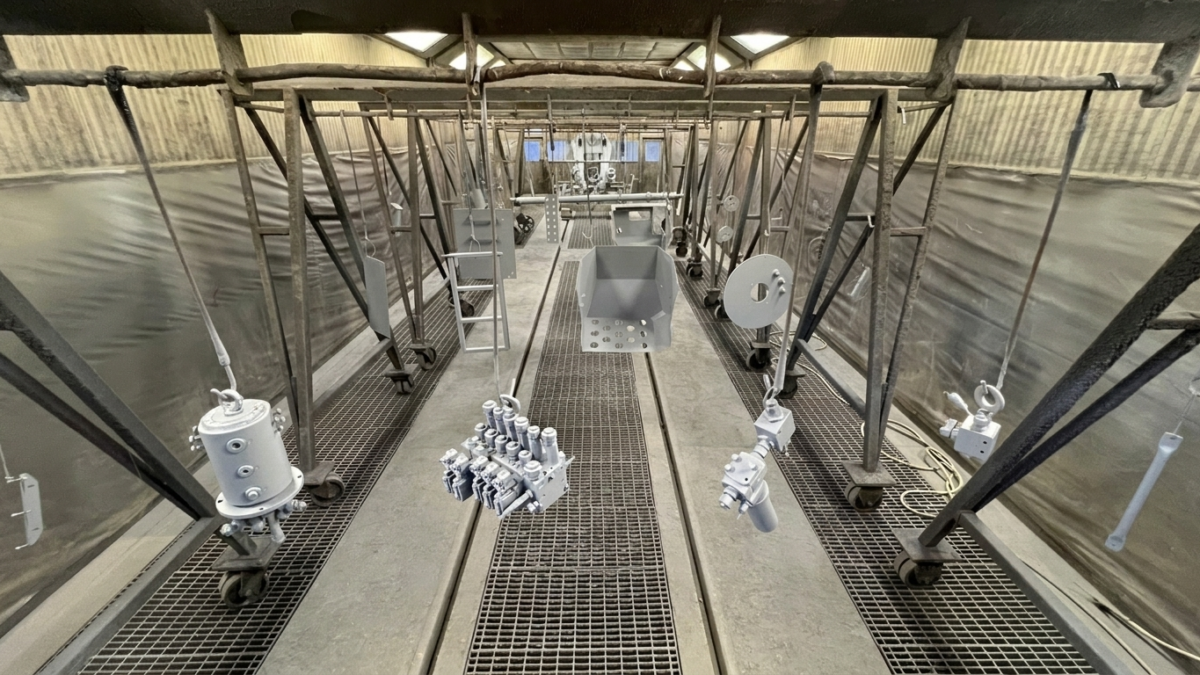 HEILA marine crane - heila real coating line