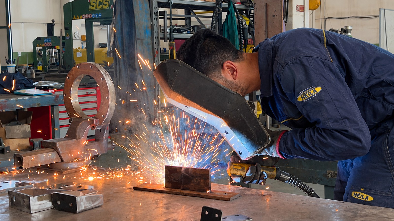 HEILA crane service and refurbishment