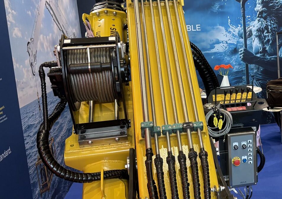 HLM 25/3S fully foldable telescopic marine crane with winch on the Heila Cranes stand at SMM 2026 Hamburg